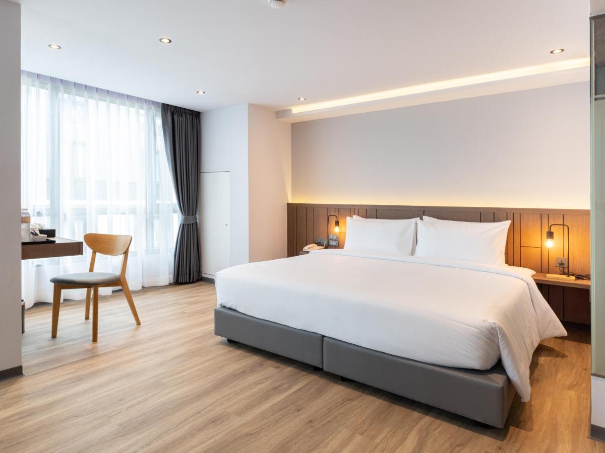 Pure Eleven Hotel Bangkok Makkasan Екстериор снимка