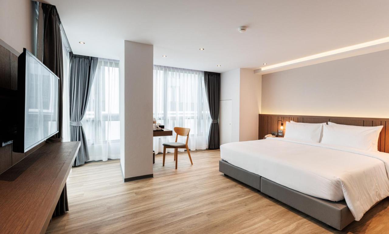 Pure Eleven Hotel Bangkok Makkasan Екстериор снимка