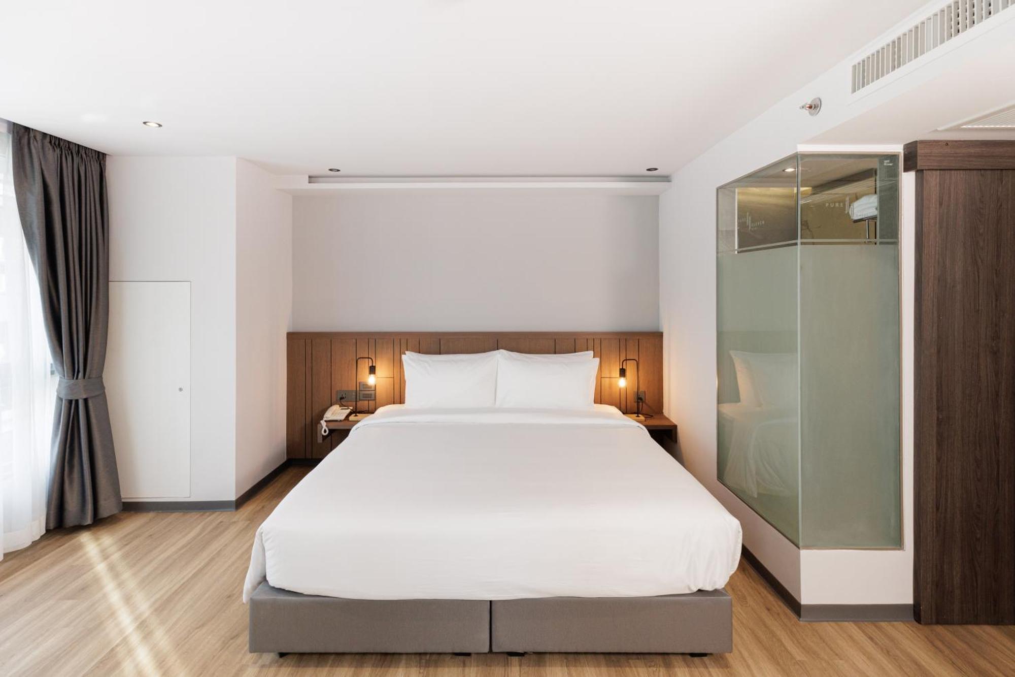 Pure Eleven Hotel Bangkok Makkasan Екстериор снимка