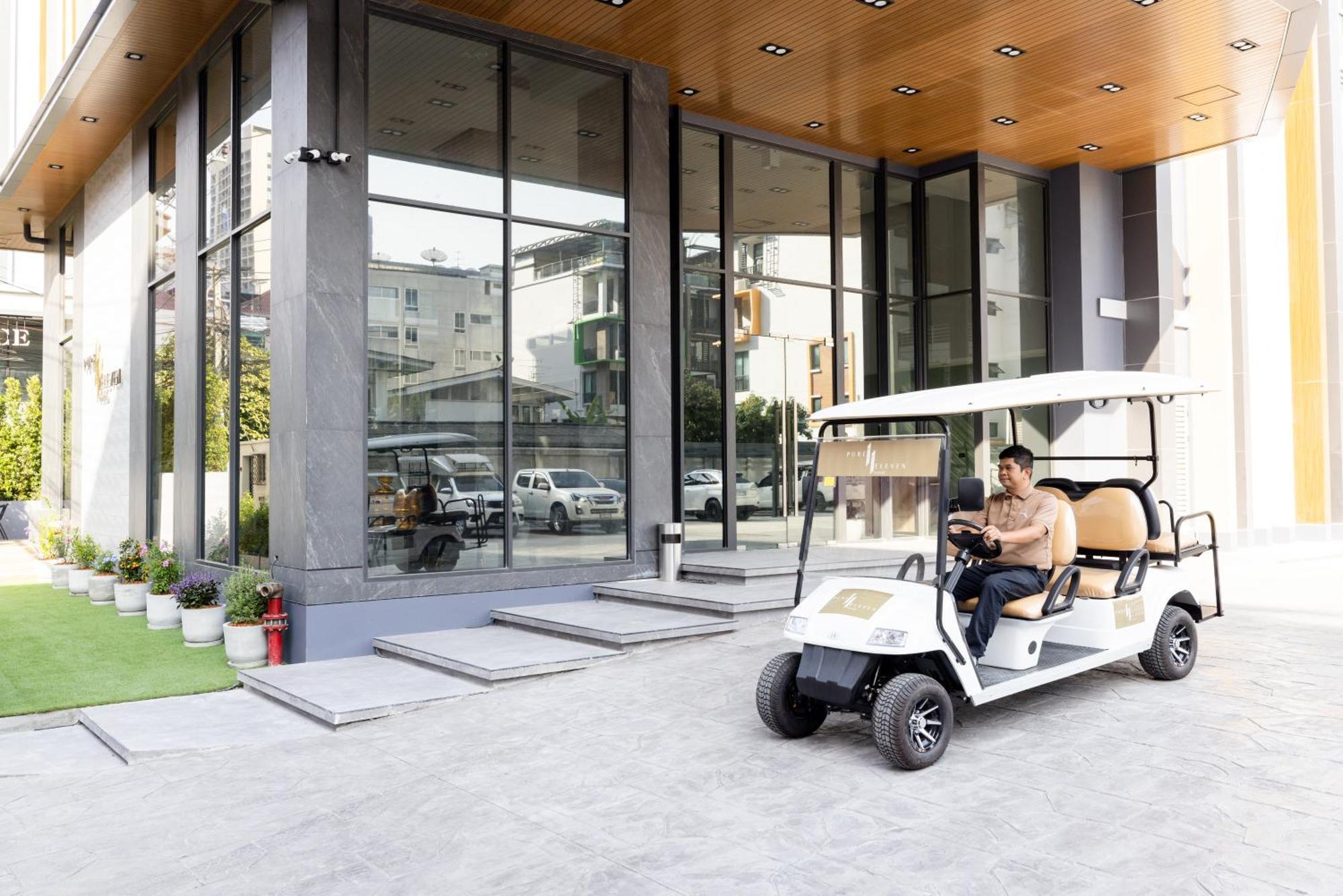 Pure Eleven Hotel Bangkok Makkasan Екстериор снимка
